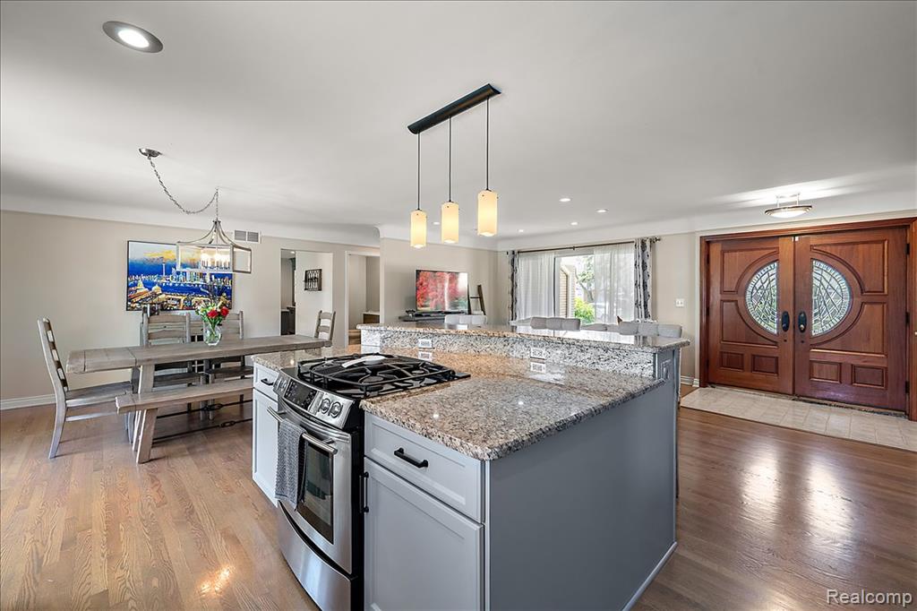 22461 Benjamin Street, Saint Clair Shores, MI 48081 — Photo 11