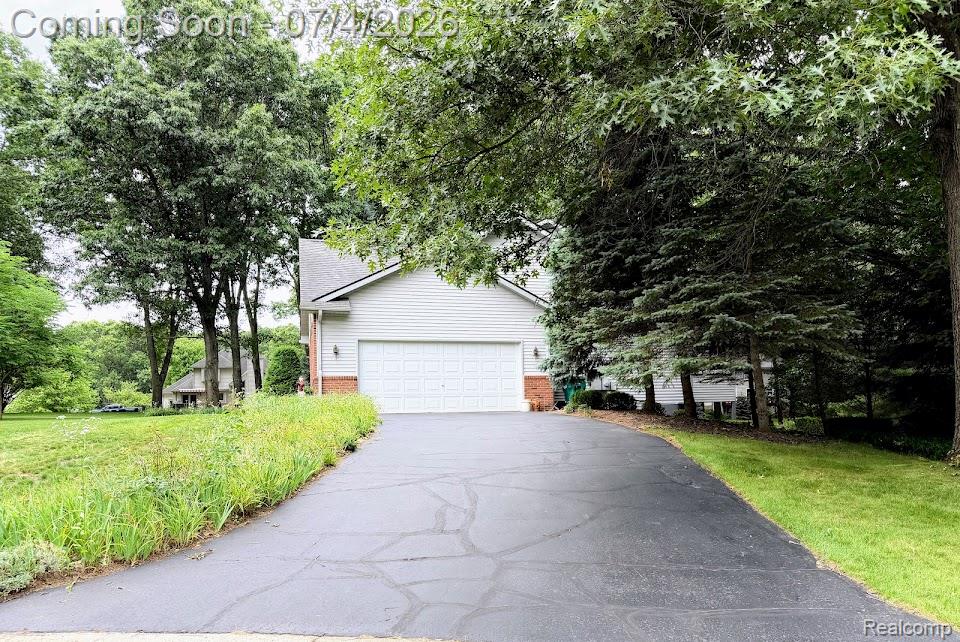 10928 Sunny Ridge Court, Pinckney, MI 48169 — Photo 3