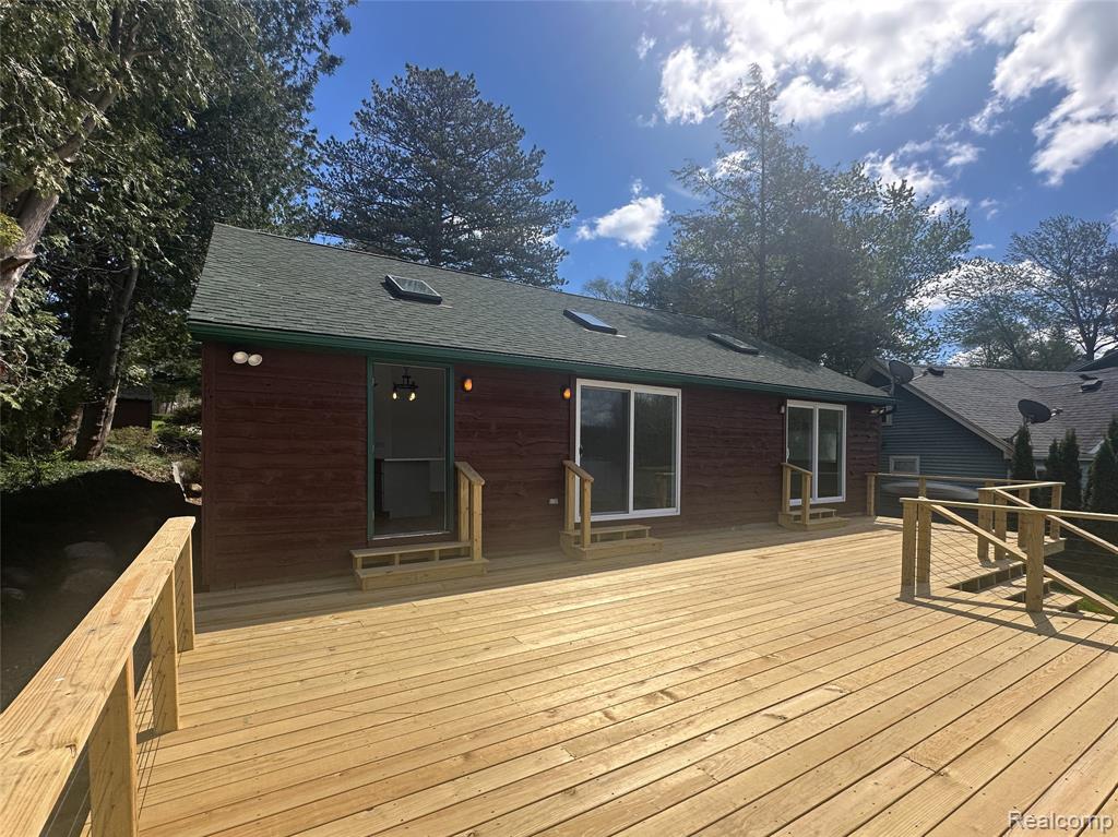1749 Tannock Drive, Holly, MI 48442 — Photo 2