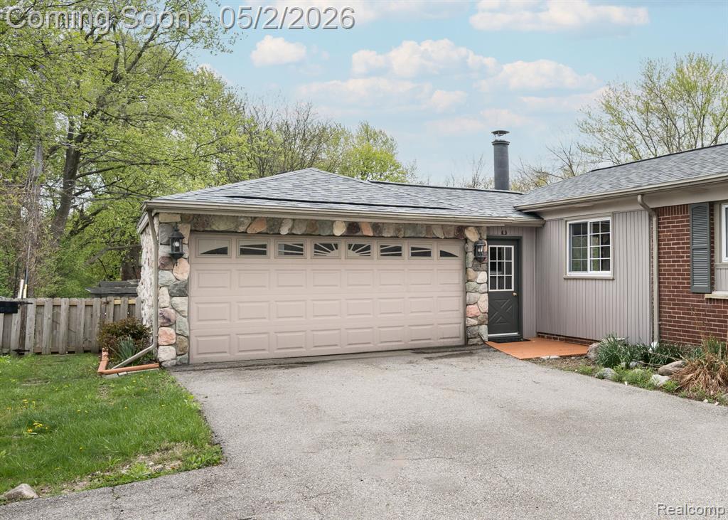 111 Blanche Drive, Troy, MI 48098 — Photo 39