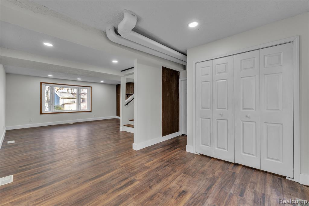 8165 Leonard Drive, Holly, MI 48442 — Photo 44