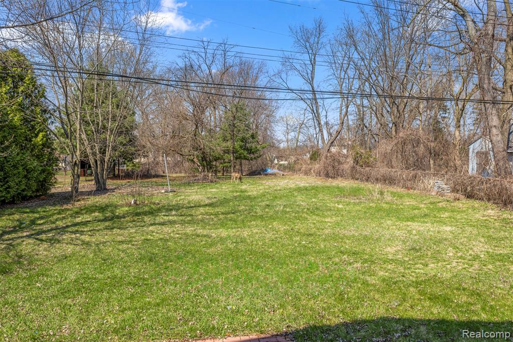 29940 Bock Street, Garden City, MI — Photo 17