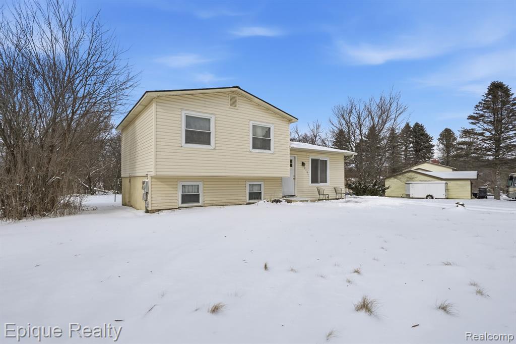 2191 Stonesthrow Drive, Lapeer, MI 48446 — Photo 3