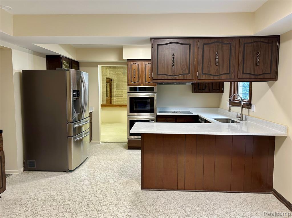 4213 Wentworth Drive, Troy, MI 48098 — Photo 13