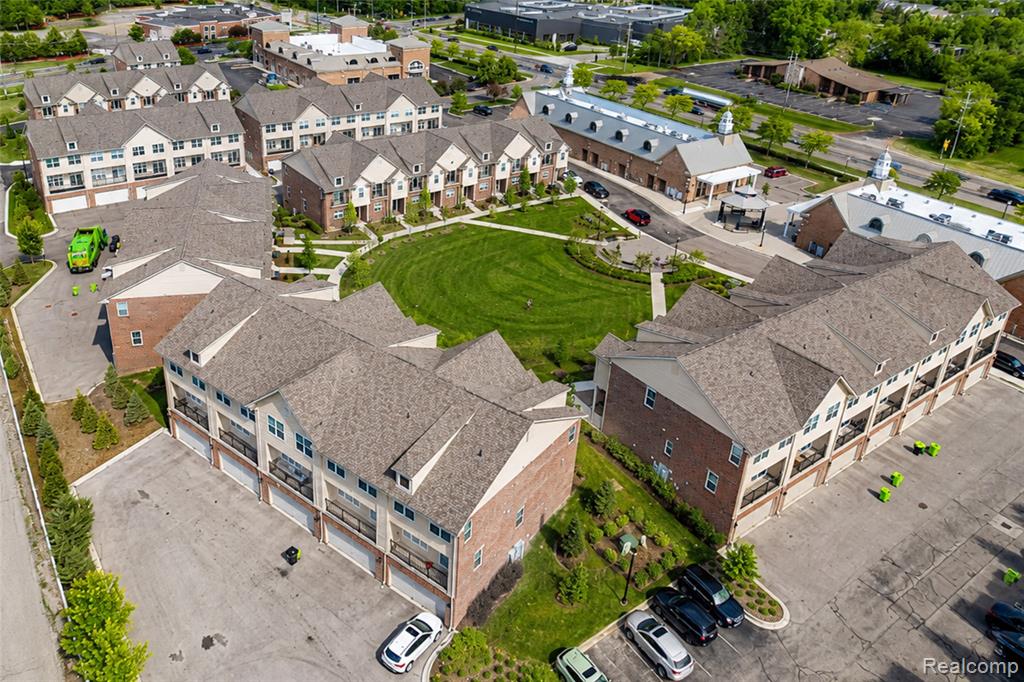 41626 Orianna Lane, Novi, MI — Photo 40