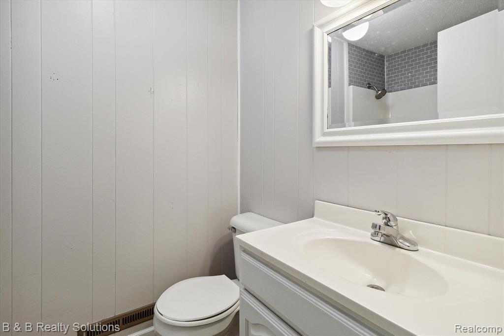 6685 BRUSH Street, North Branch, MI 48461 — Photo 23