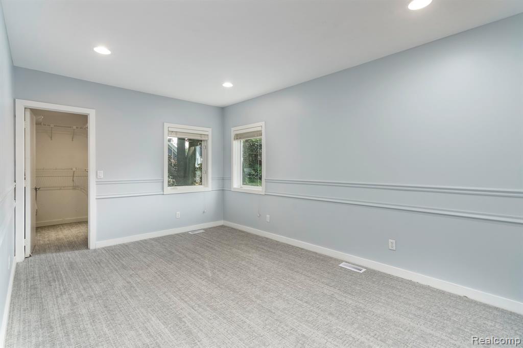 775 Lyle Drive, Waterford, MI 48327 — Photo 42