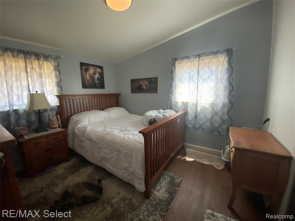 818 McKeighan Avenue, Flint, MI 48507 — Photo 32