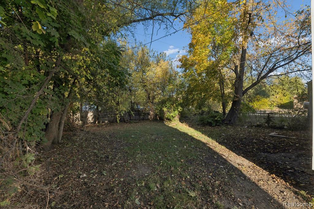20107 Southfield Road, Detroit, MI 48235 — Photo 7