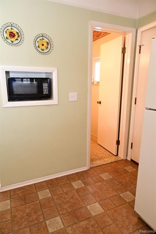 4160 MONTGOMERY Drive, Shelby Twp, MI 48316 — Photo 66