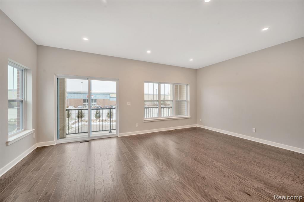 41600 ORIANNA Lane, 14, Novi, MI — Photo 19
