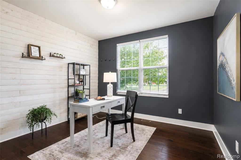 354 Findley Circle, Lake Orion, MI — Photo 5