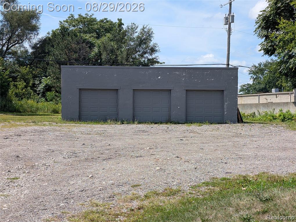 421 N Paddock Street, Pontiac, MI 48342