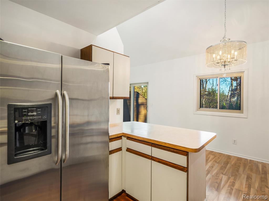 9026 E Bluewater Drive, Clarkston, MI 48348 — Photo 9
