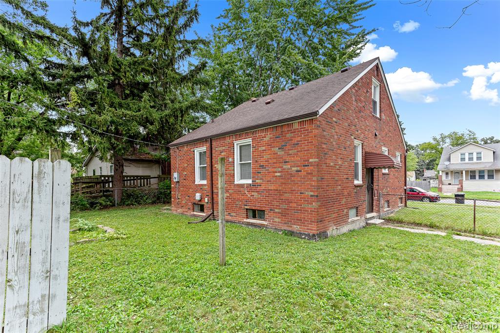 4501 Woodhall Street, Detroit, MI 48224 — Photo 20