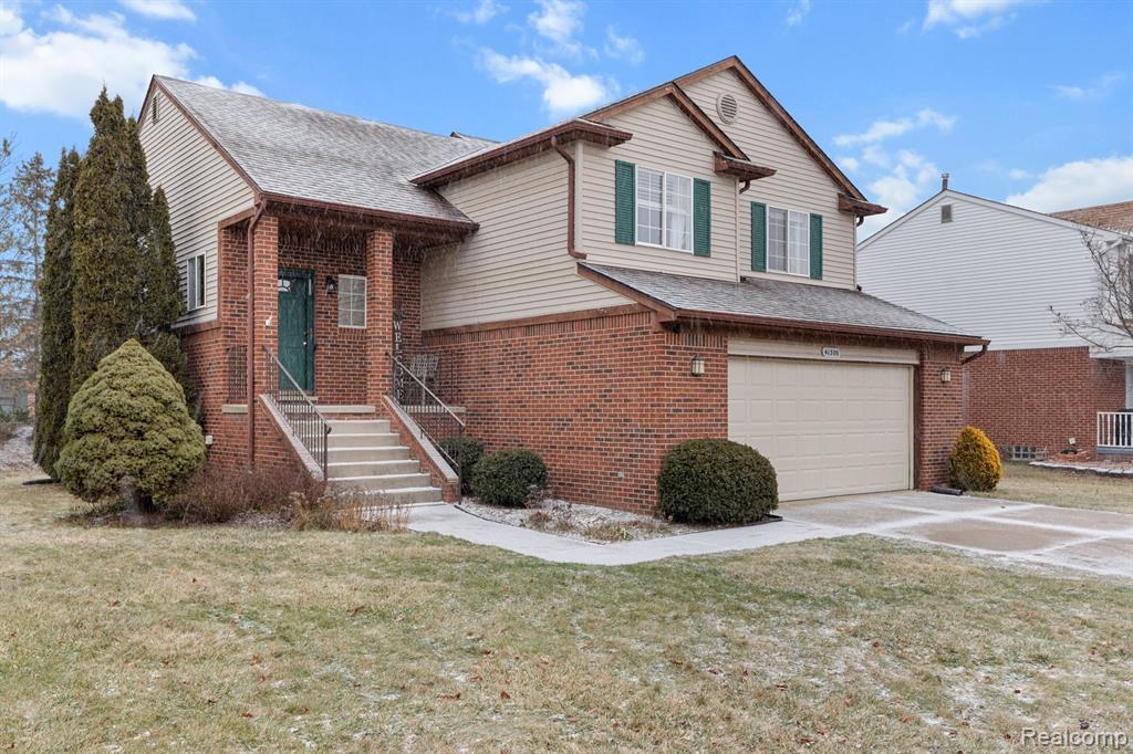 41306 WESTFIELD Circle, Canton, MI 48188 — Photo 41