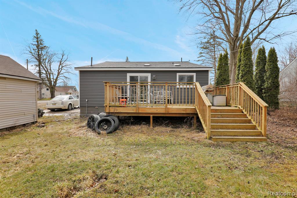 315 E Meier Avenue, Capac, MI 48014 — Photo 16