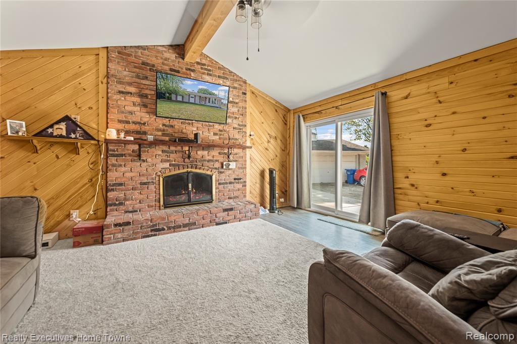 29667 Newport Drive, Warren, MI 48088 — Photo 12