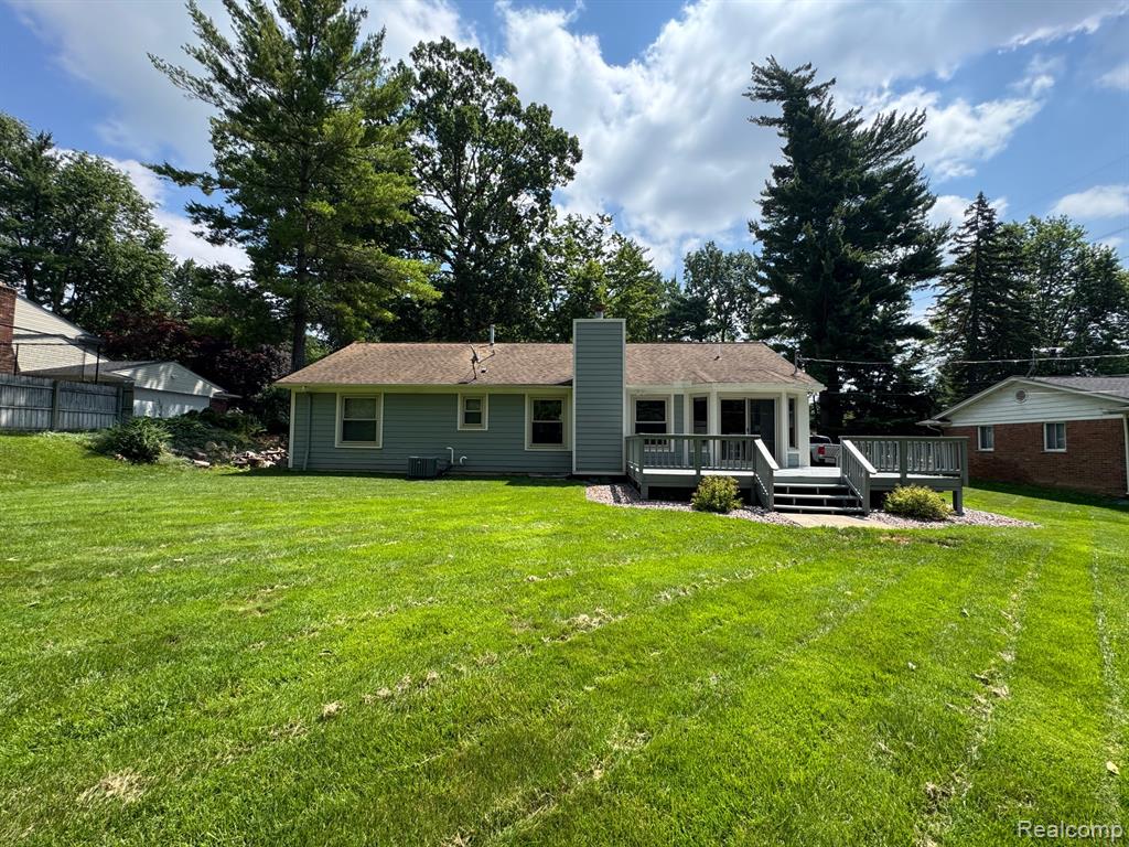 5851 Kingfisher Lane, Clarkston, MI — Photo 8