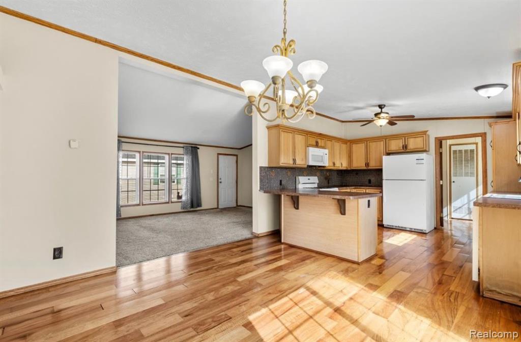 45288 Burgundy Drive, Macomb, MI 48044 — Photo 4