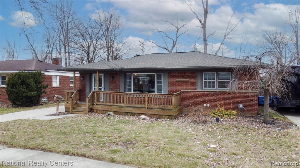32653 Beacon Lane, Fraser, MI 48026 — Photo 24
