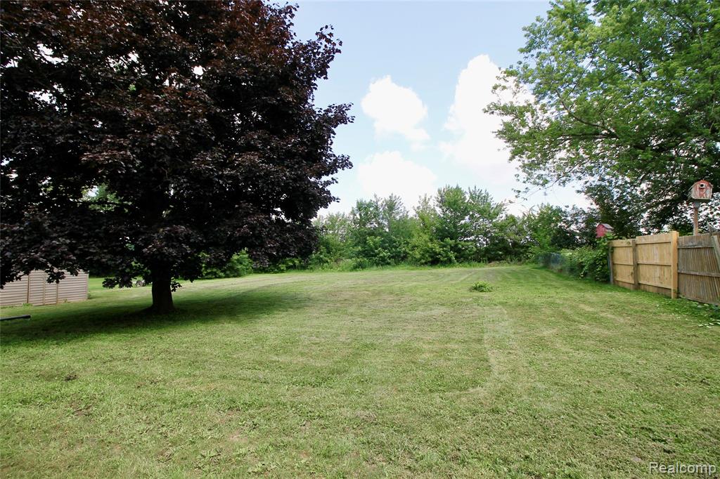 9116 Maplewood Drive, Clio, MI 48420 — Photo 13