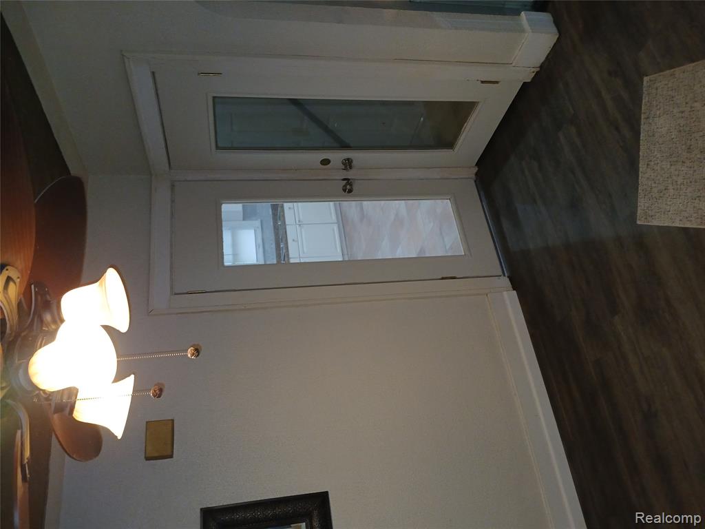 186 Mason Avenue, Norton Shores, MI 49441 — Photo 9
