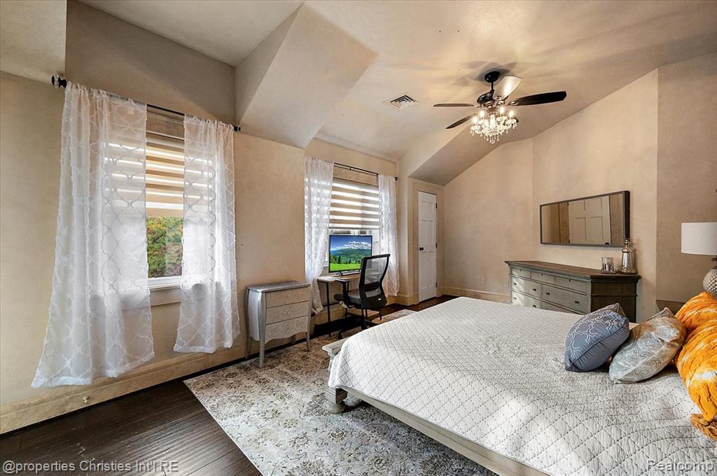 3701 Northwood, West Bloomfield, MI, 48324