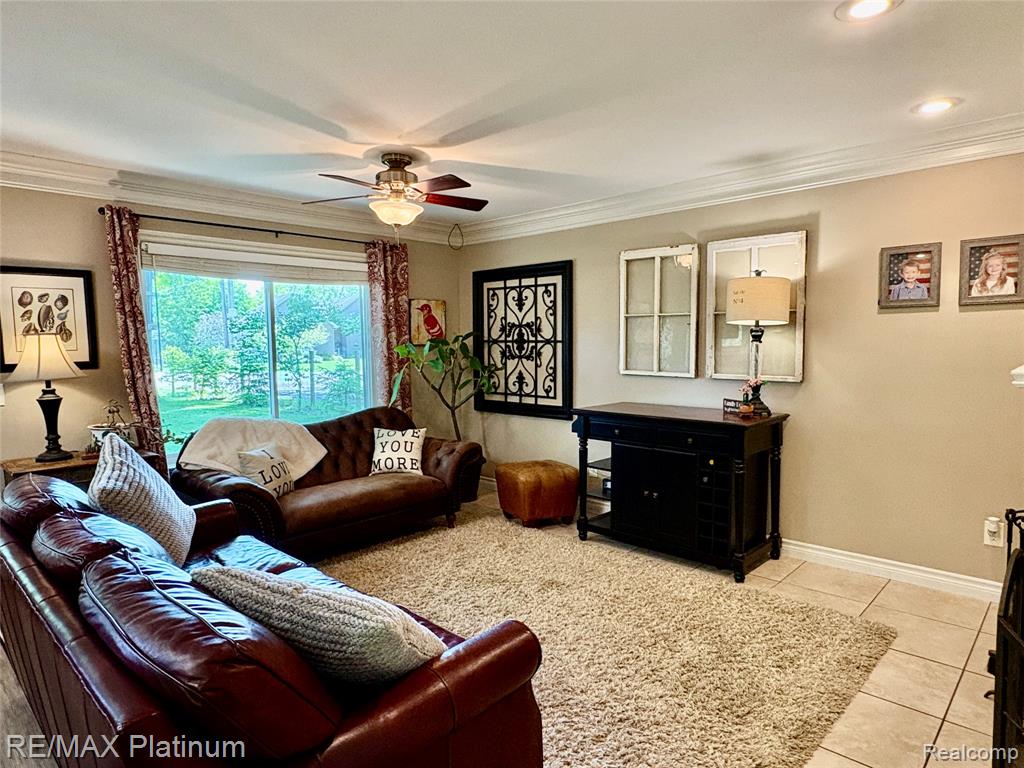 1707 Maxfield Road, Hartland, MI 48353 — Photo 8