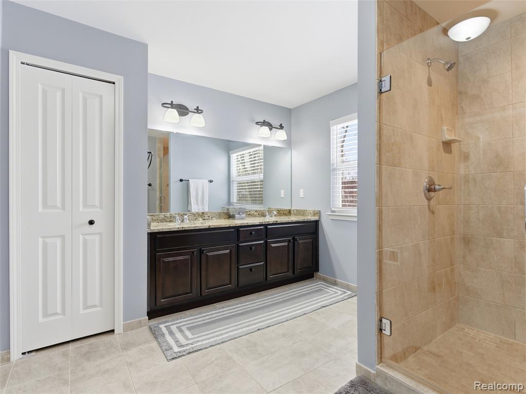 47450 Ellery Lane, Canton, MI 48187 — Photo 42