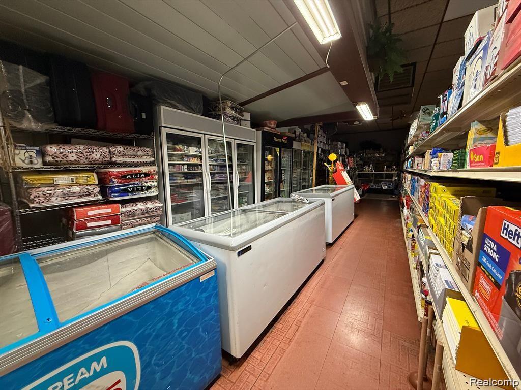 10224 CONANT Street, Hamtramck, MI, 48212