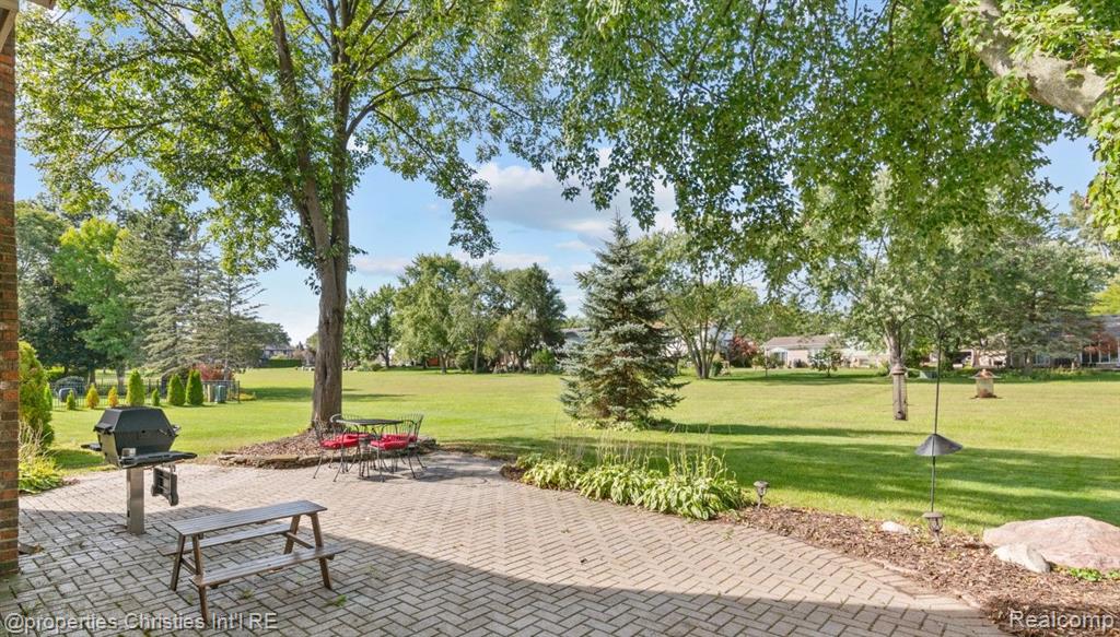7606 Chichester Road, Canton, MI 48187 — Photo 29