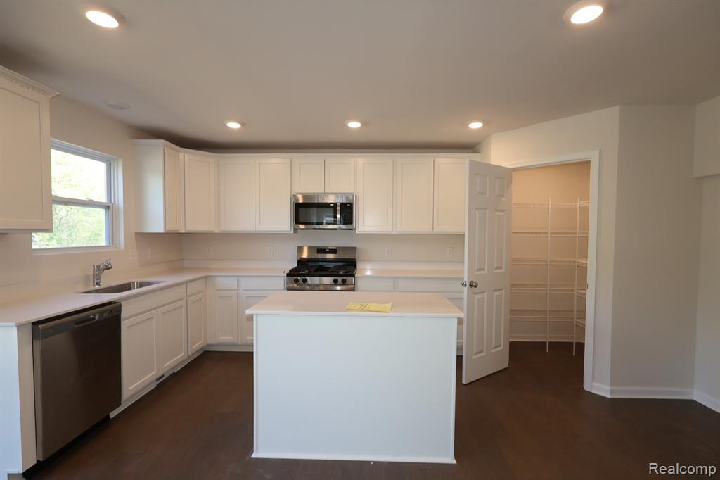 54821 Mockingbird, Chesterfield, MI 48047 — Photo 2
