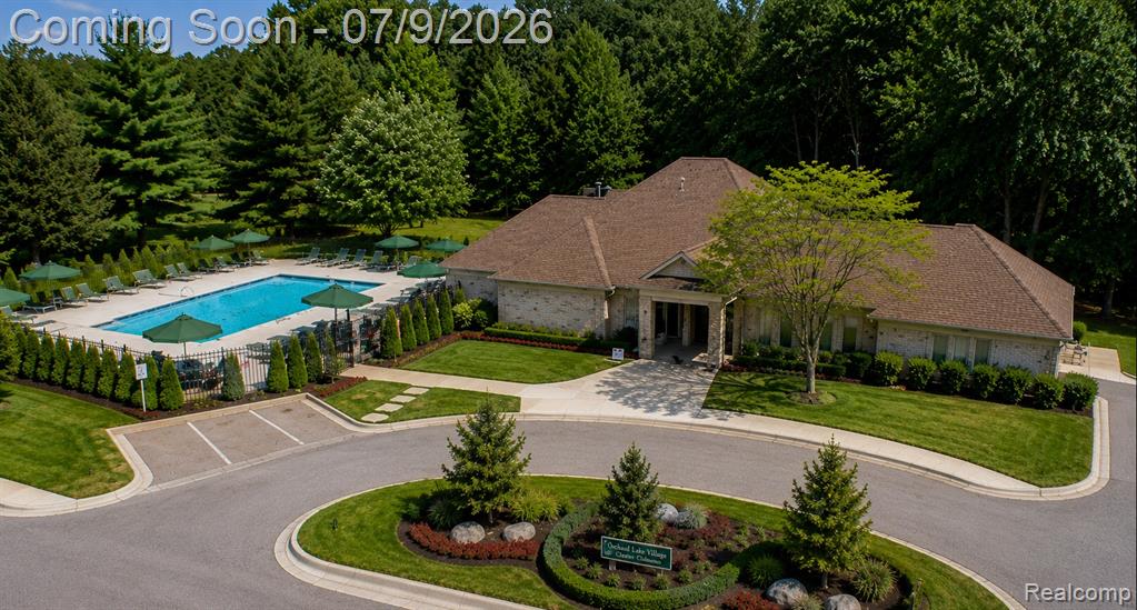 49770 Elk Trail, Utica, MI 48315 — Photo 24
