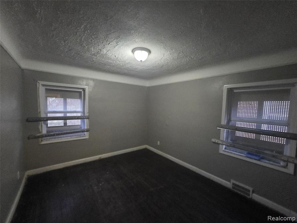 9660 Abington Avenue, Detroit, MI 48227 — Photo 4