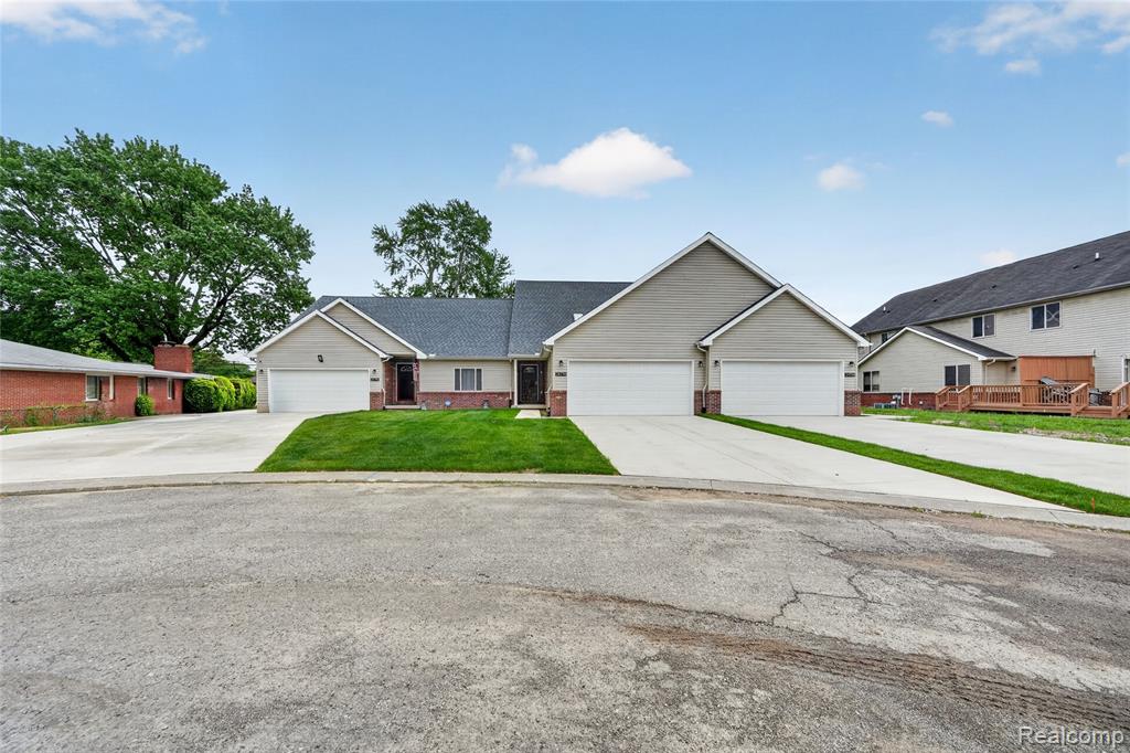 24784 Ashley Court, Redford, MI 48239 — Photo 3