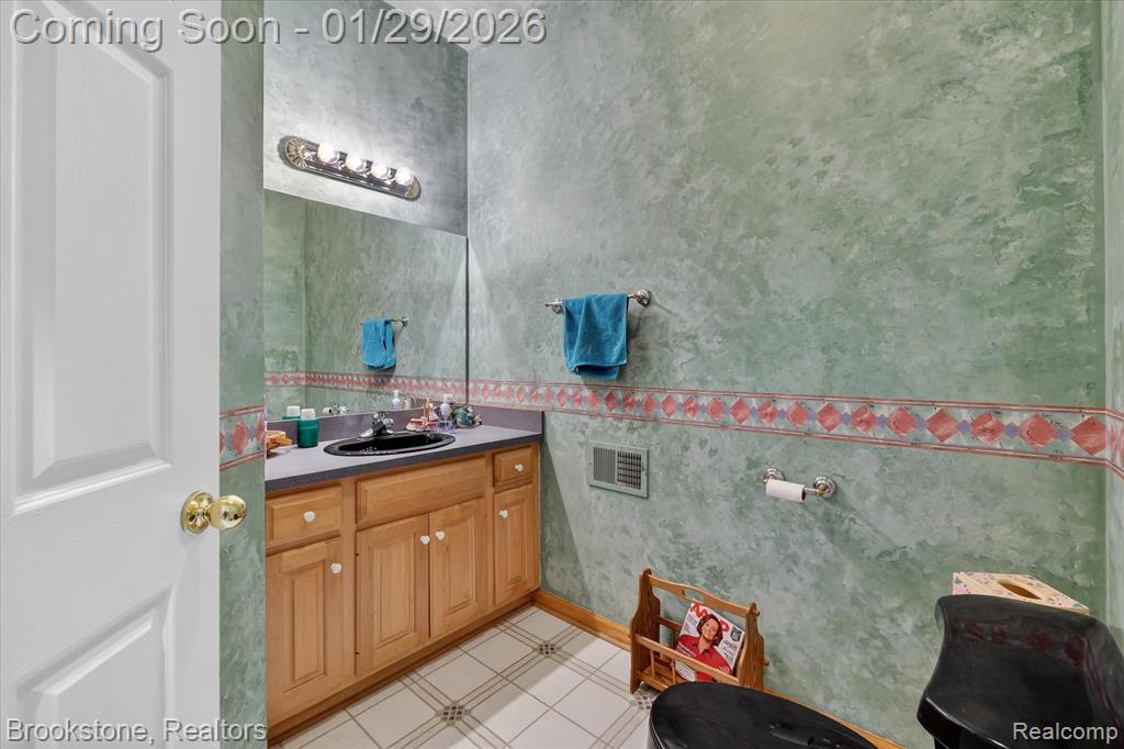 5163 Country Squire Road, Dryden, MI 48428 — Photo 20