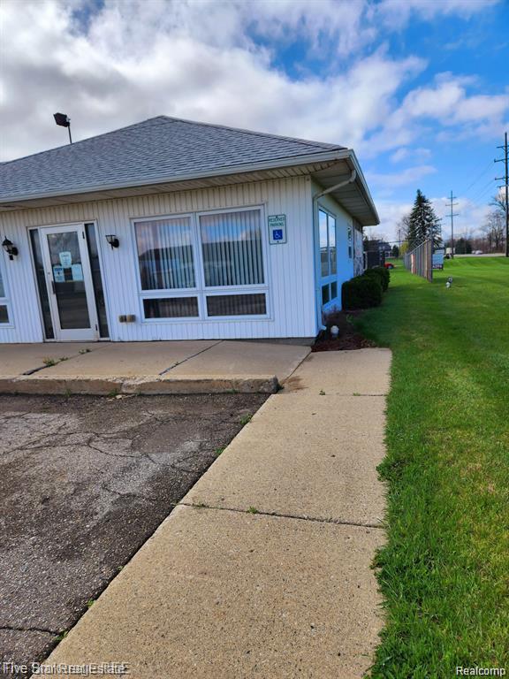 7280 Burgett Drive, Dryden, MI 48003 — Photo 3