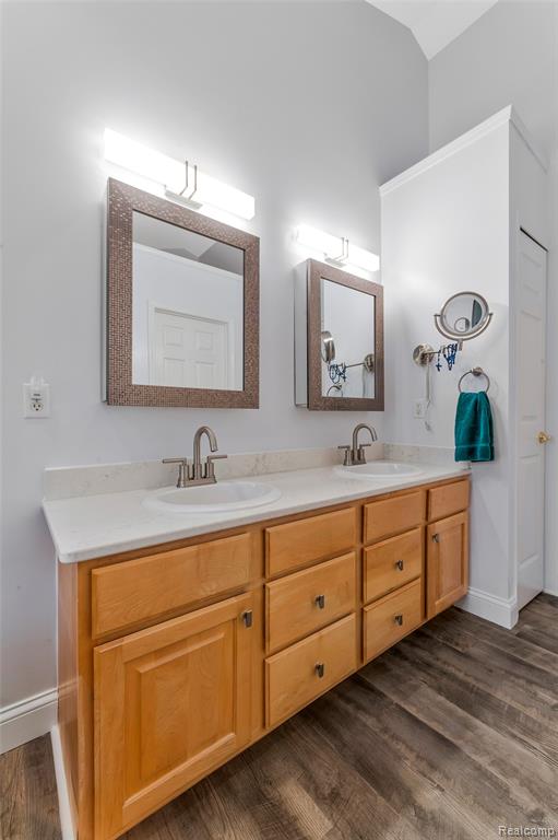 599 Nakomis Trail, Lake Orion, MI 48362 — Photo 16