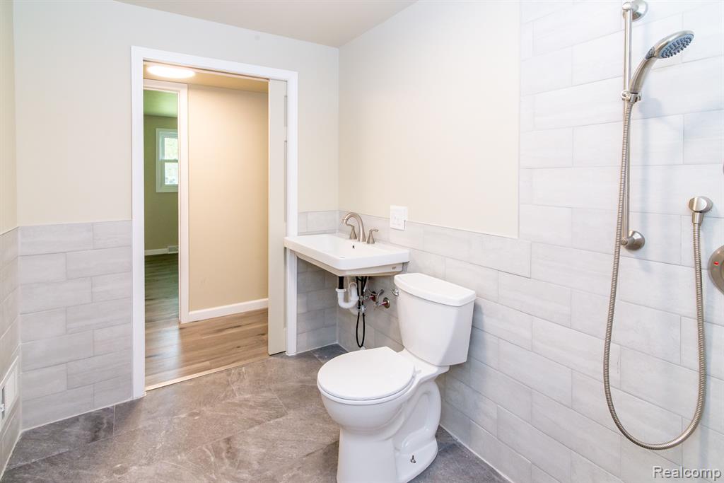 3175 LORRAINE Street, Ann Arbor, MI 48108 — Photo 30