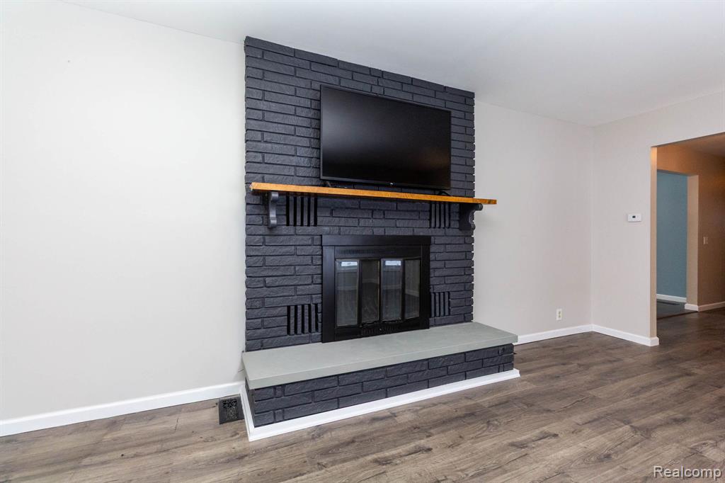 20500 Armada Ridge Road, Armada, MI — Photo 9