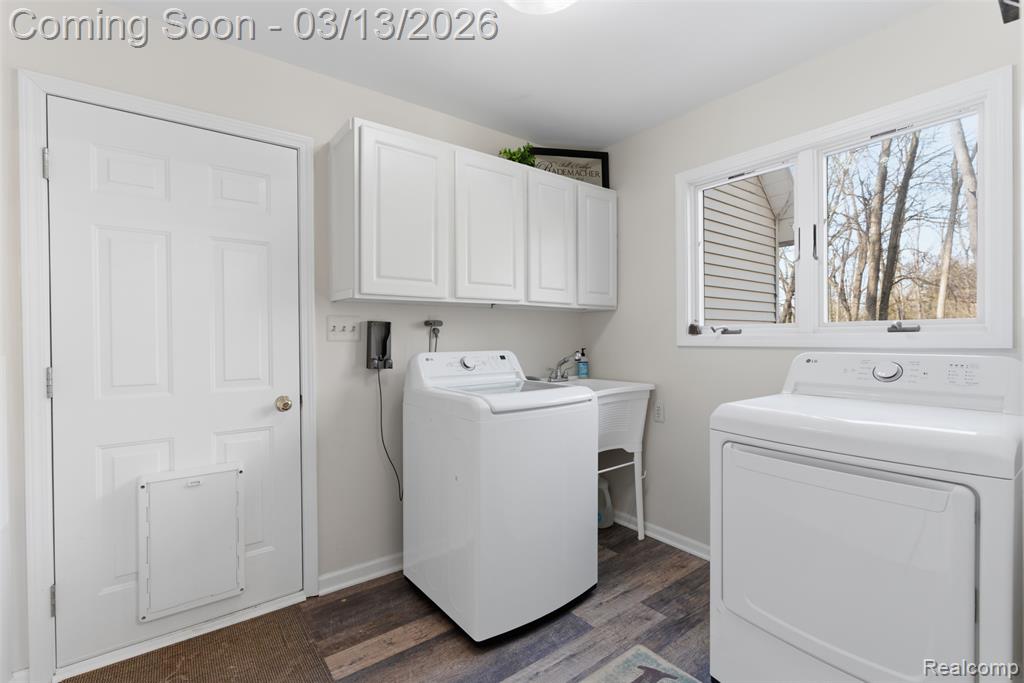 9417 Van Antwerp Road, Brighton, MI 48116 — Photo 16