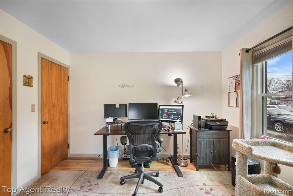 7545 CRISSMAN Street, Utica, MI 48317 — Photo 12