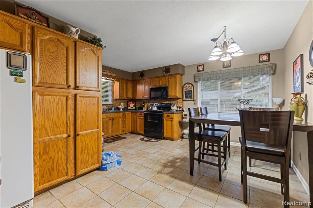 49222 Fairchild Road, Macomb, MI 48042 — Photo 9