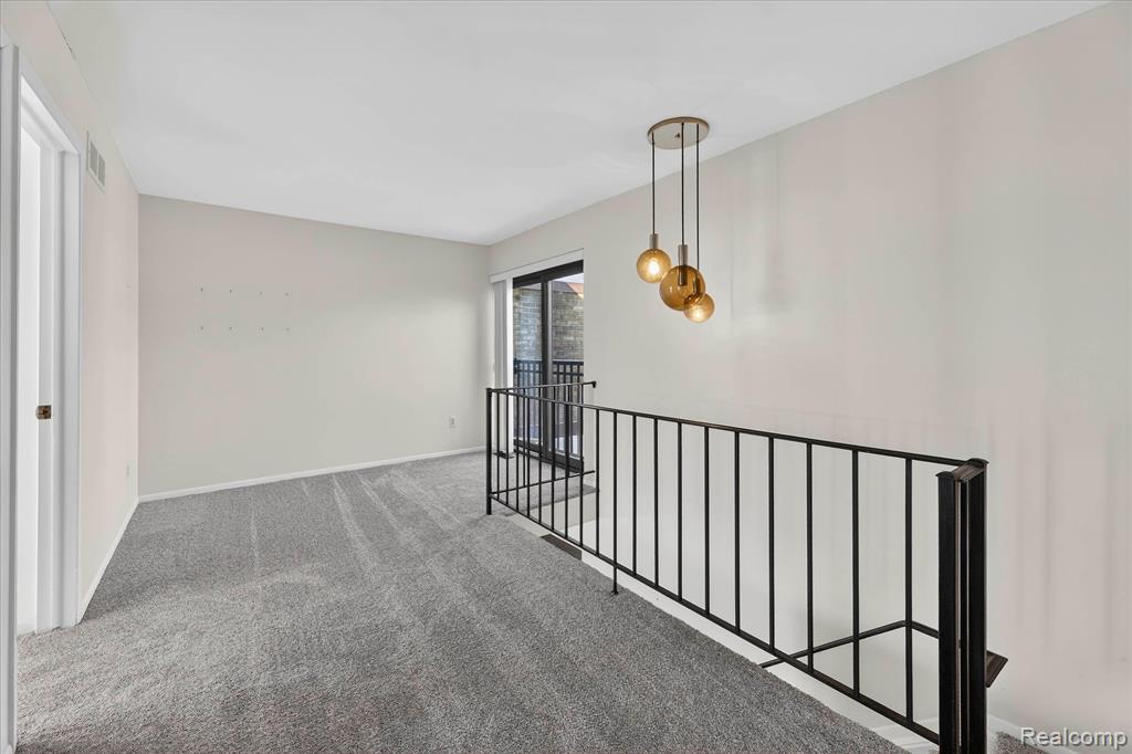 18268 University Park Drive, Livonia, MI, 48152