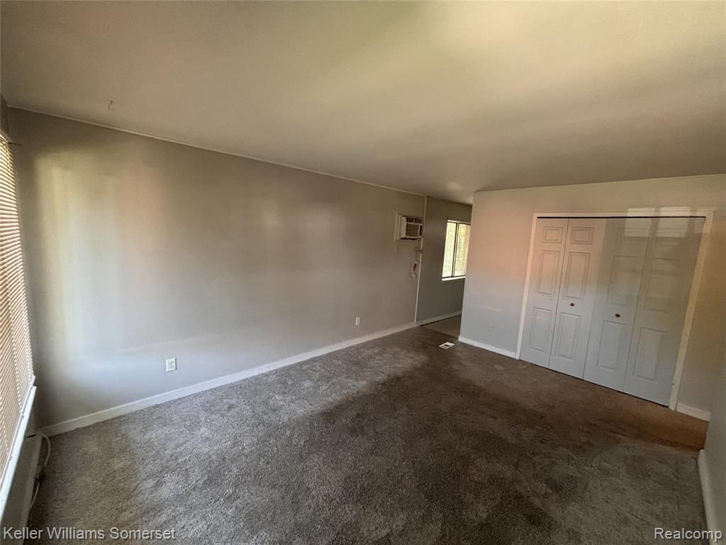 4072 Agnes Ave, Lincoln Park, MI 48146 — Photo 2