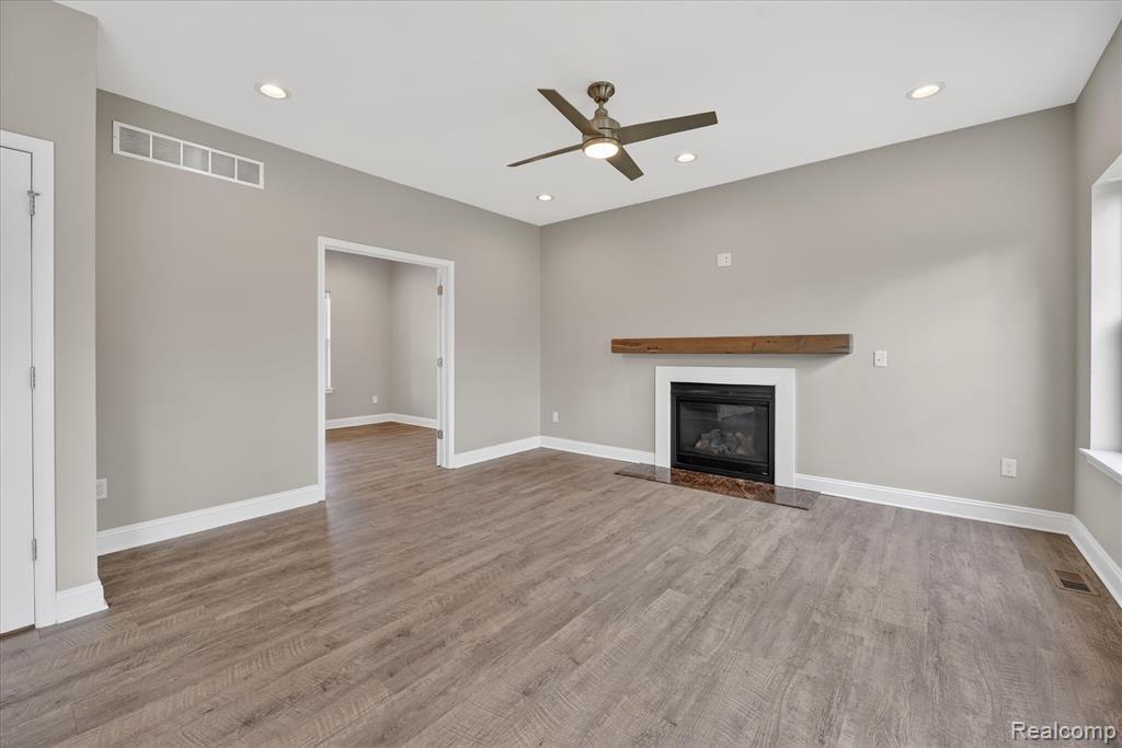 14131 Eastview Drive, Fenton, MI 48430 — Photo 12