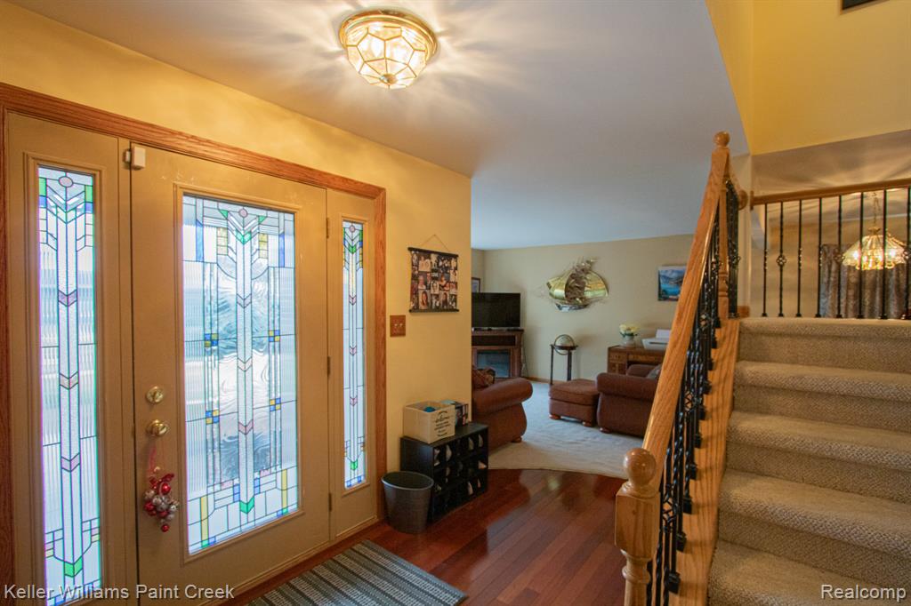 19170 Dawnshire Drive, Brownstown, MI 48193 — Photo 3