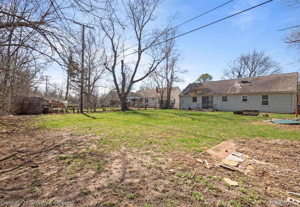 545 HUDSON Street, Ypsilanti, MI 48198 — Photo 17