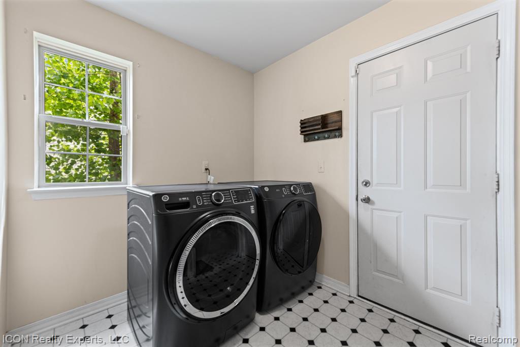 5367 High Ridge Drive, Ypsilanti, MI 48197 — Photo 14